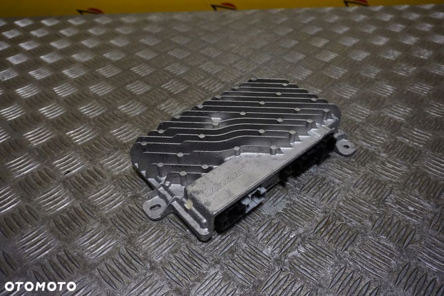 CHEVROLET CORVETTE C8 2020 - Wzmacniacz Audio Radio BOSE USA - 3