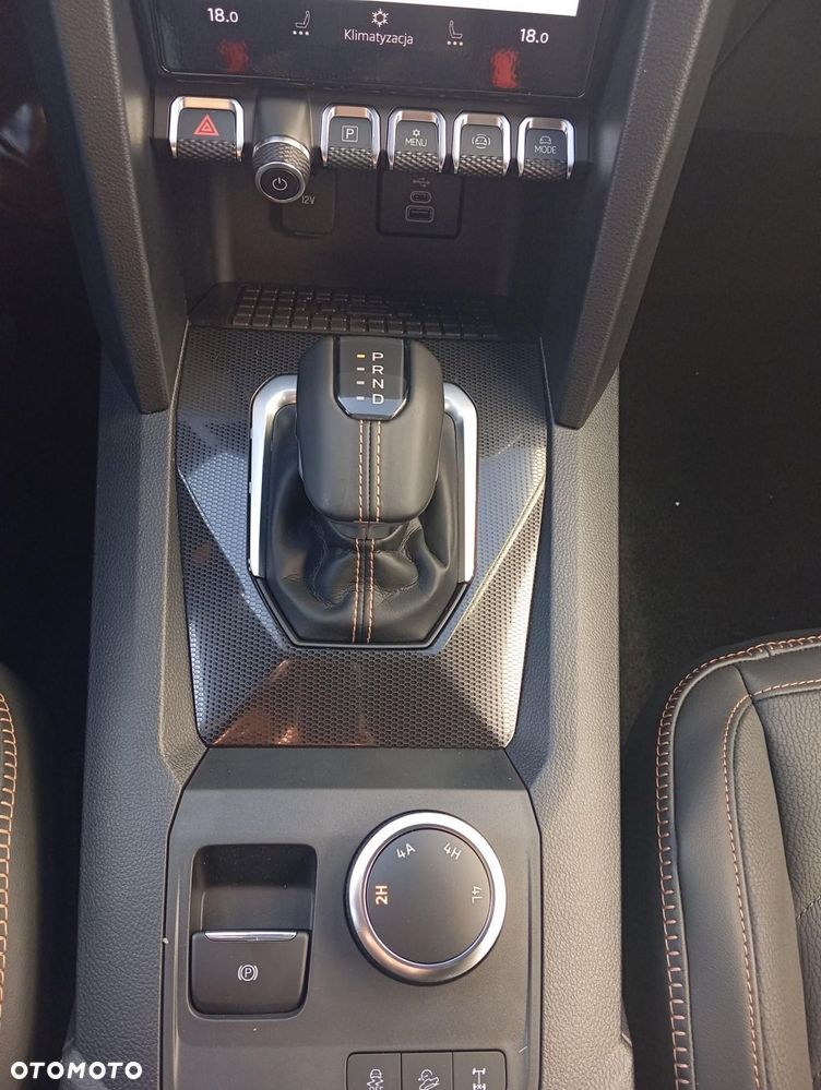 Volkswagen Amarok - 29