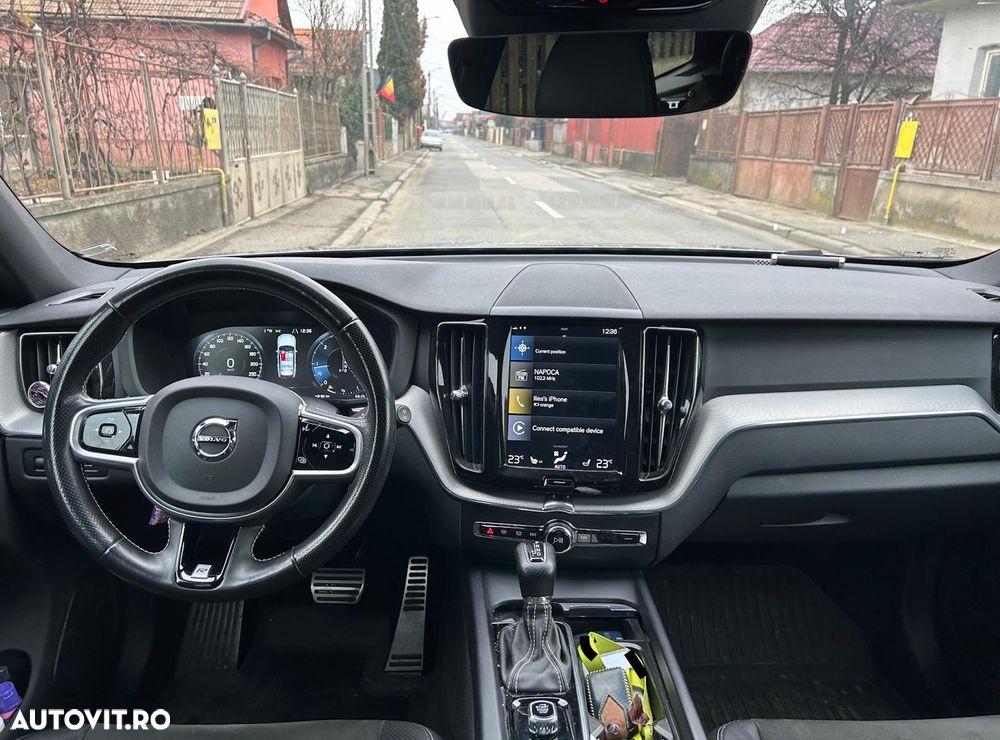Volvo XC 60 D4 R-Design - 13