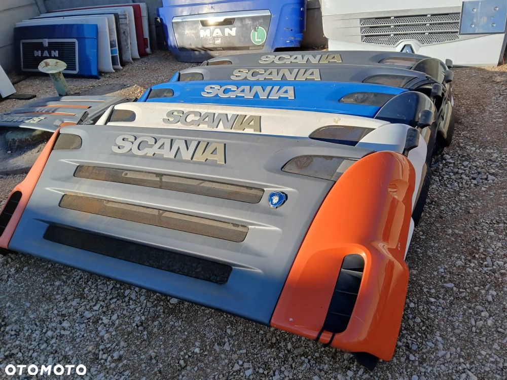 MASKA ATRAPA GRILL STELAŻ SCANIA R P G NGS - 1