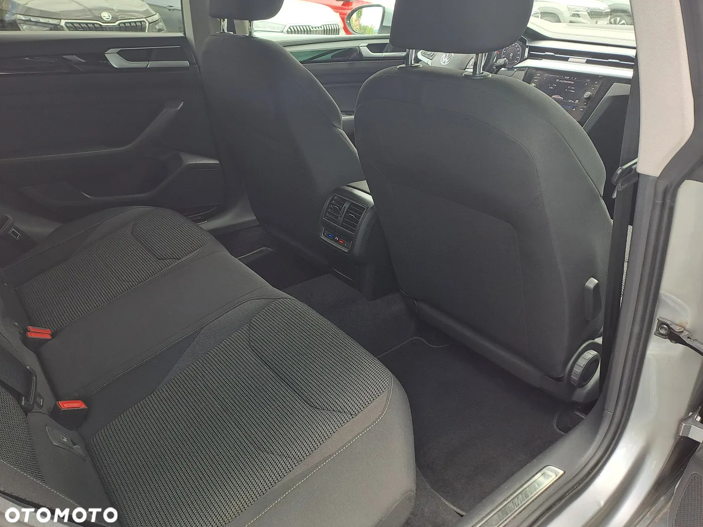 Volkswagen Arteon 2.0 TSI Essence DSG - 7