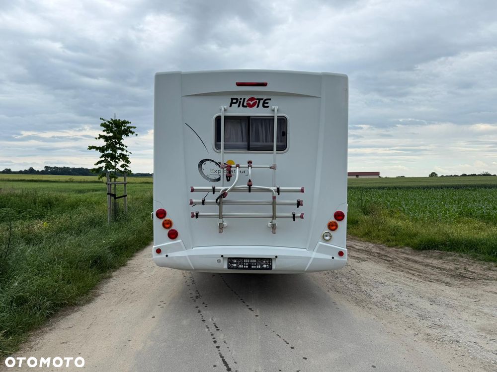 PILOTE Explorateur 703 DG - 11