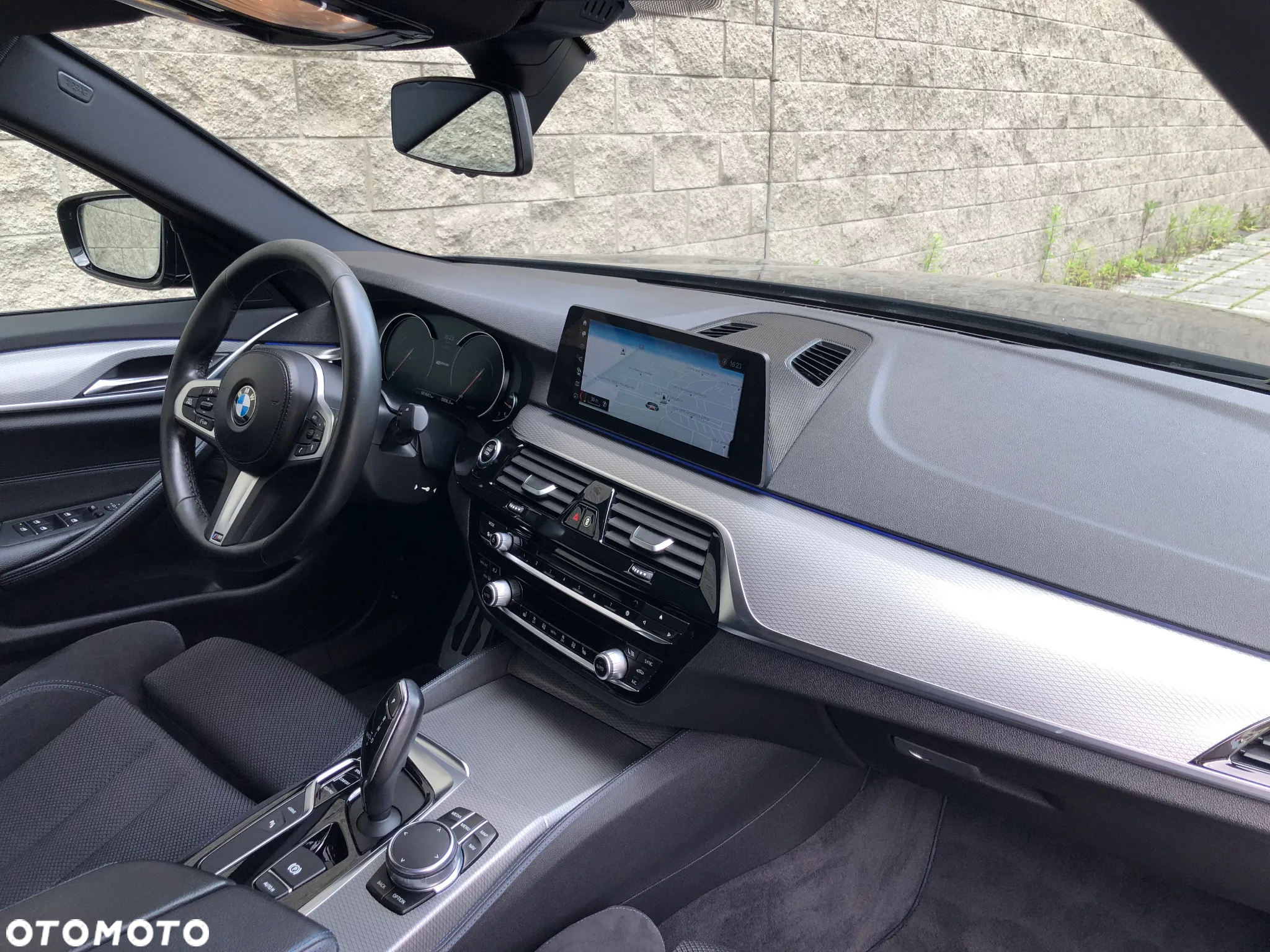 BMW Seria 5 530e iPerformance - 26