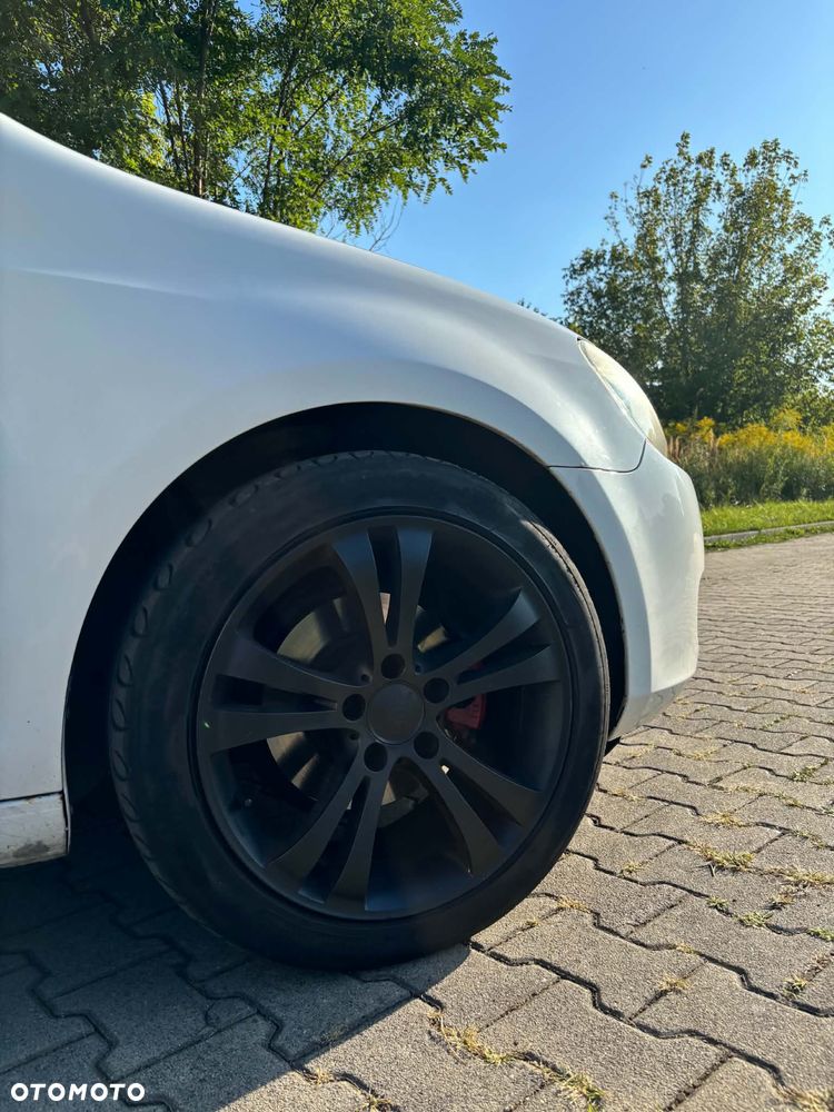 Volkswagen Golf 1.6 TDI DPF Trendline - 6