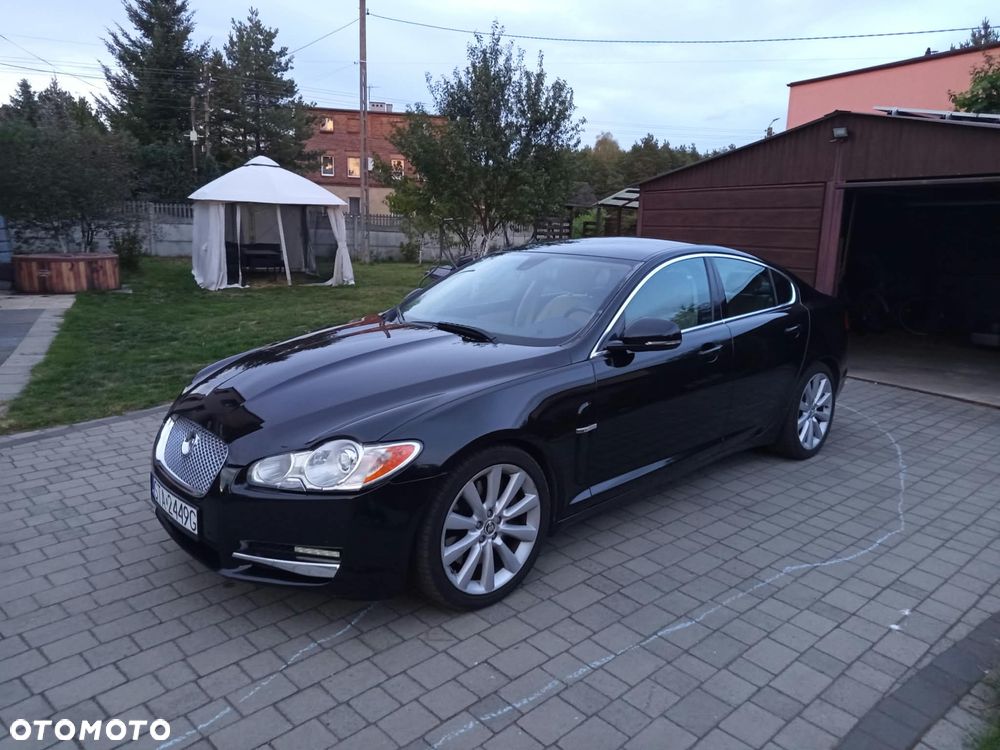 Jaguar XF 3.0 V6 D Luxury - 26