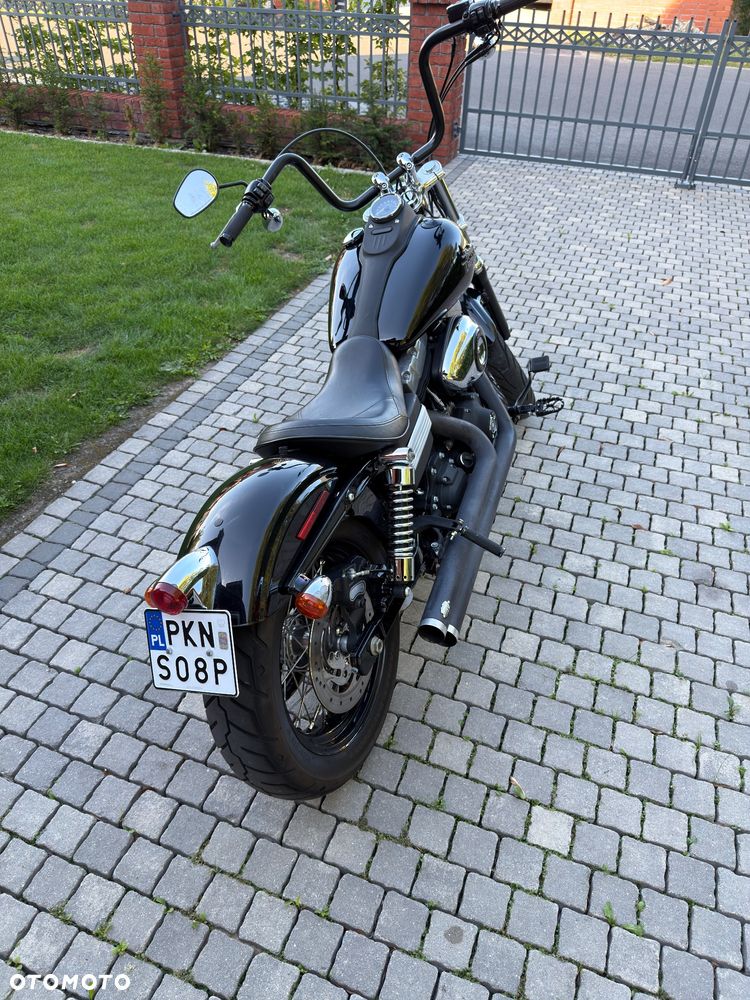 Harley-Davidson Dyna Street Bob - 4