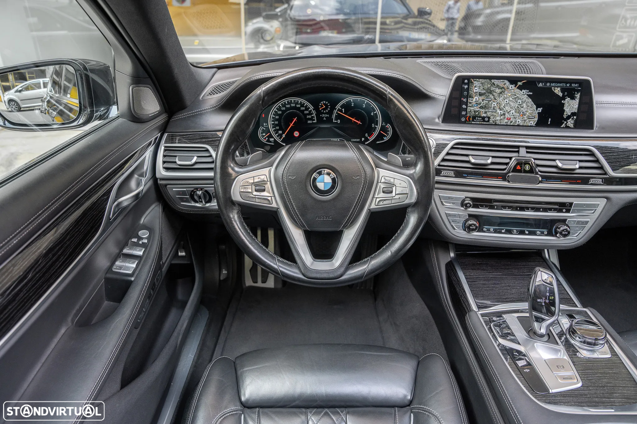 BMW 740 d xDrive Pack M - 16