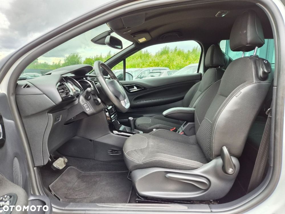Citroën DS3 PureTech 82 Stop & Start ETG SoChic - 5