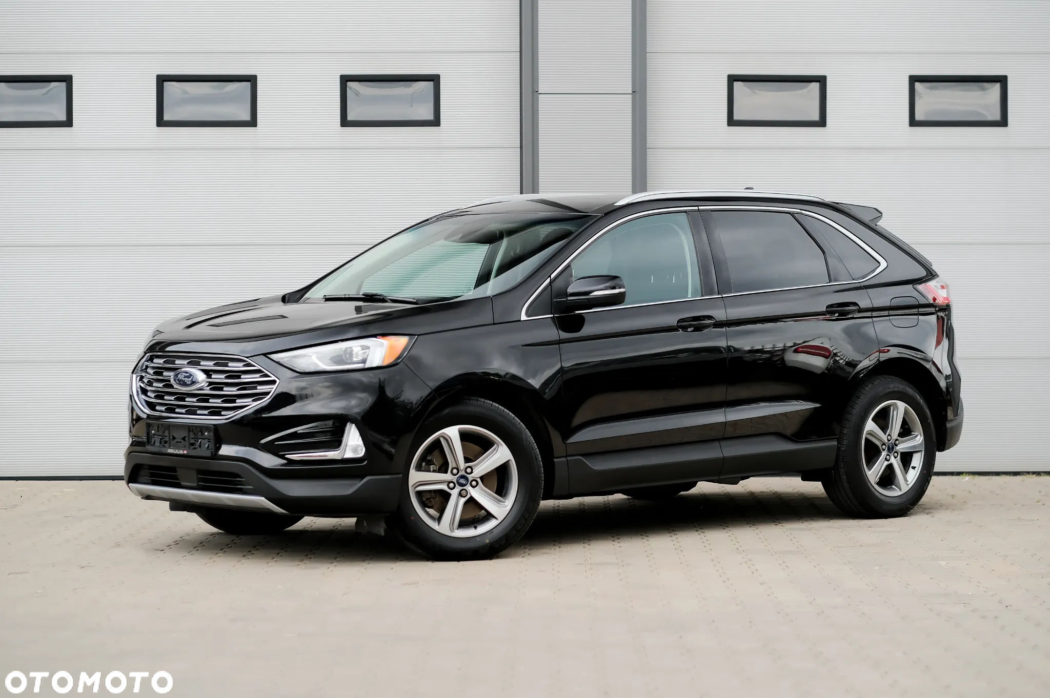 Ford Edge - 2
