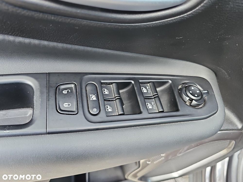 Jeep Renegade 1.0 GSE T3 Turbo Limited FWD S&S - 26
