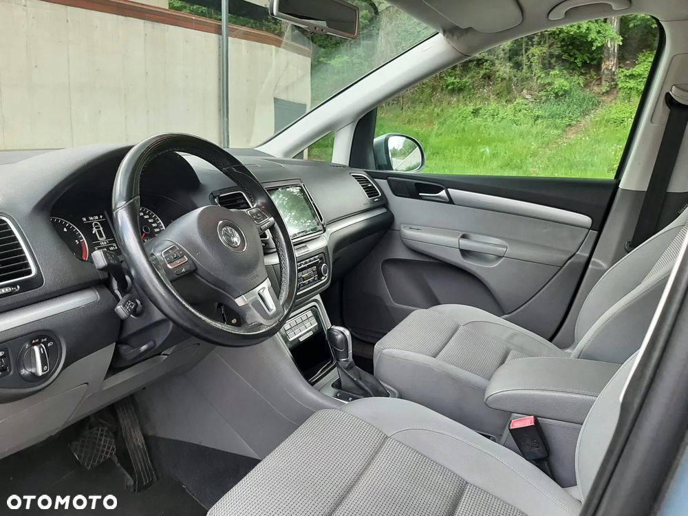 Volkswagen Sharan 2.0 TDI DSG BlueMotion Technology Trendline - 18