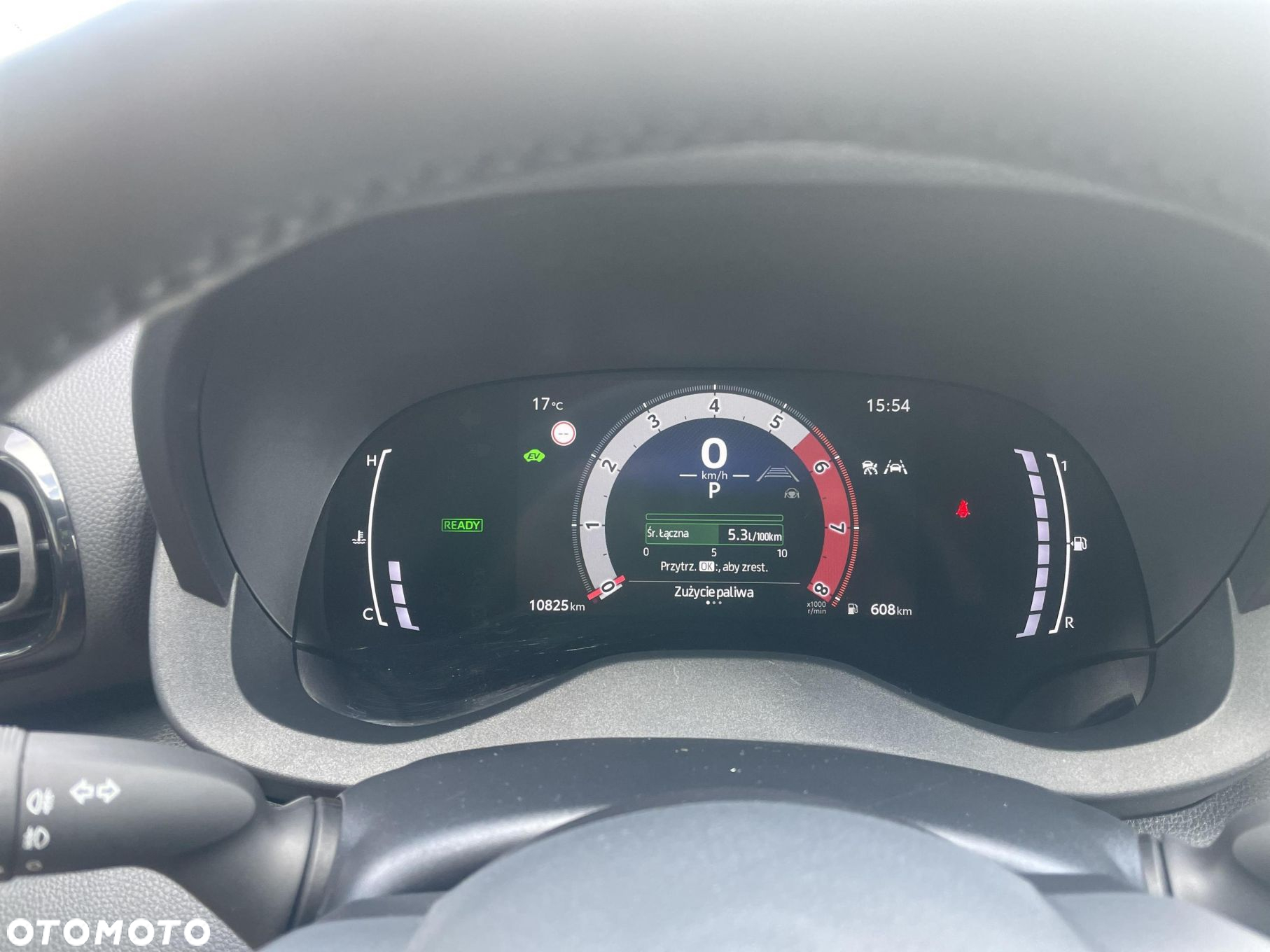 Toyota Yaris - 25