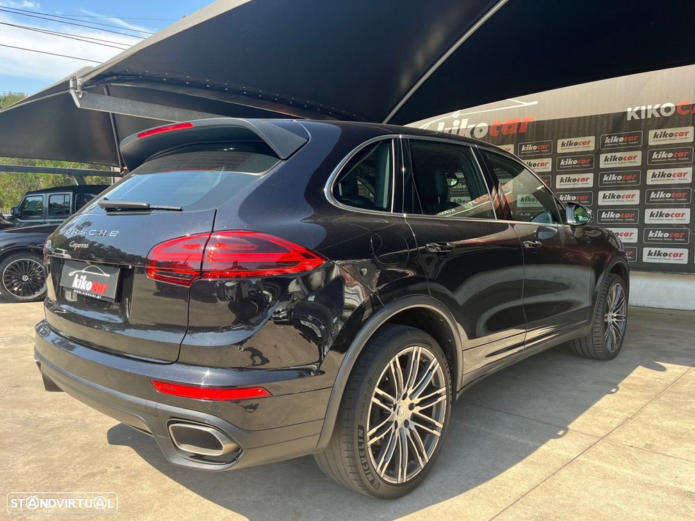 Porsche Cayenne Standard - 10