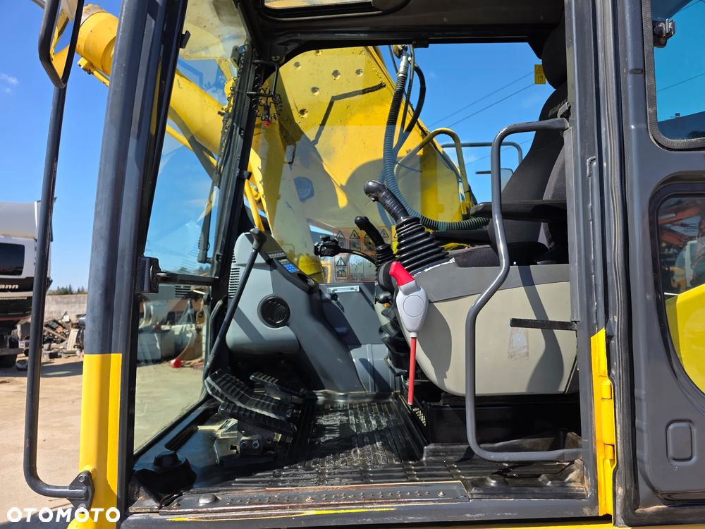 Komatsu PC 240 NLC-8 3 Razy Łamane Ramie Dłuższy Still - 17