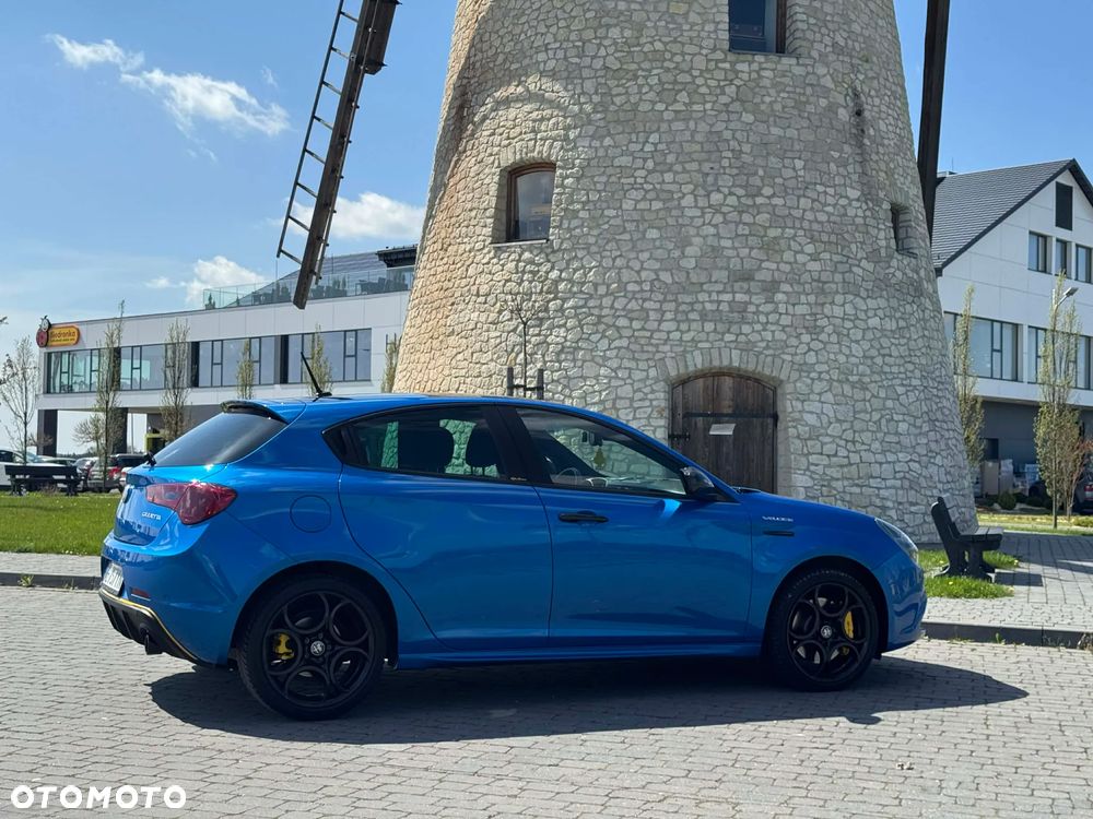 Alfa Romeo Giulietta - 1