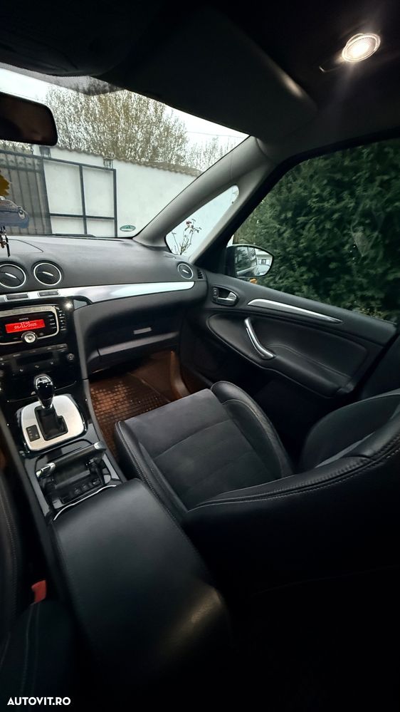 Ford S-Max 2.0 TDCi Powershift Titanium - 9