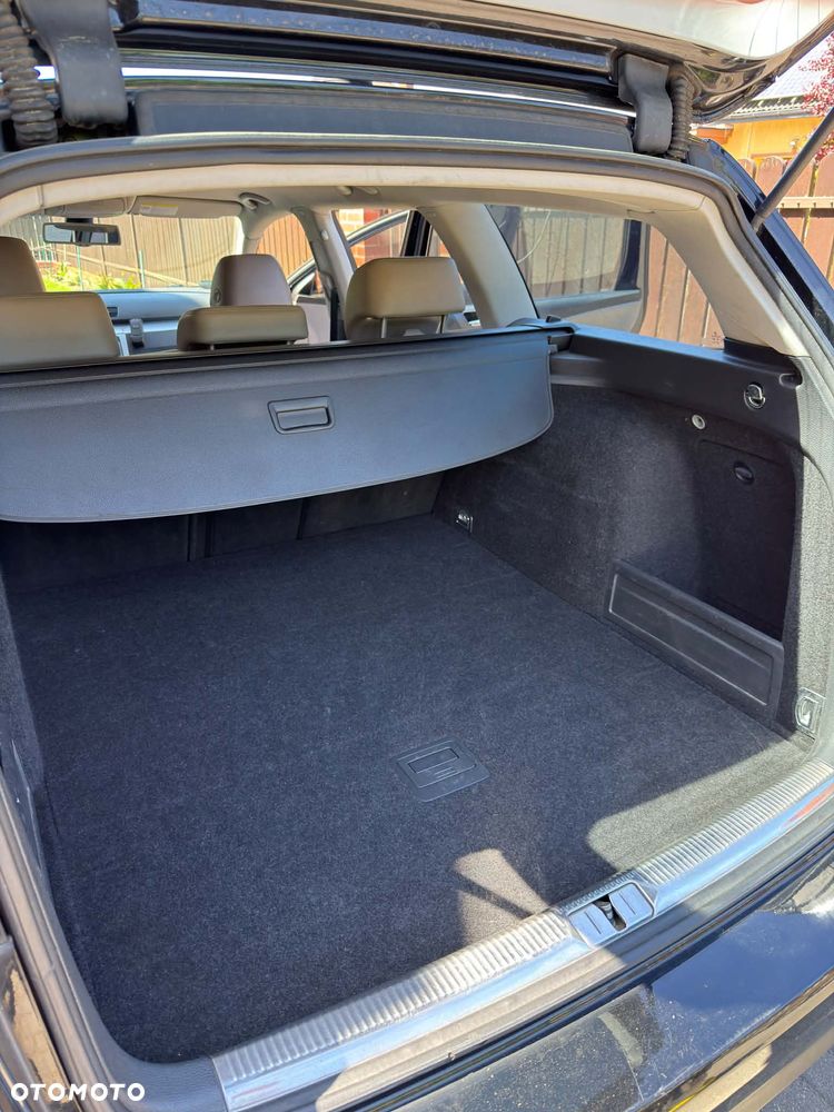 Volkswagen Passat 2.0 TDI DPF Sportline DSG - 26