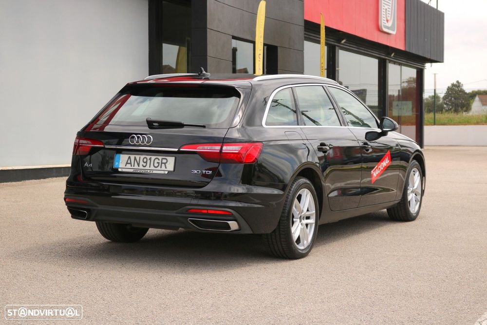 Audi A4 Avant 30 TDI S tronic - 10