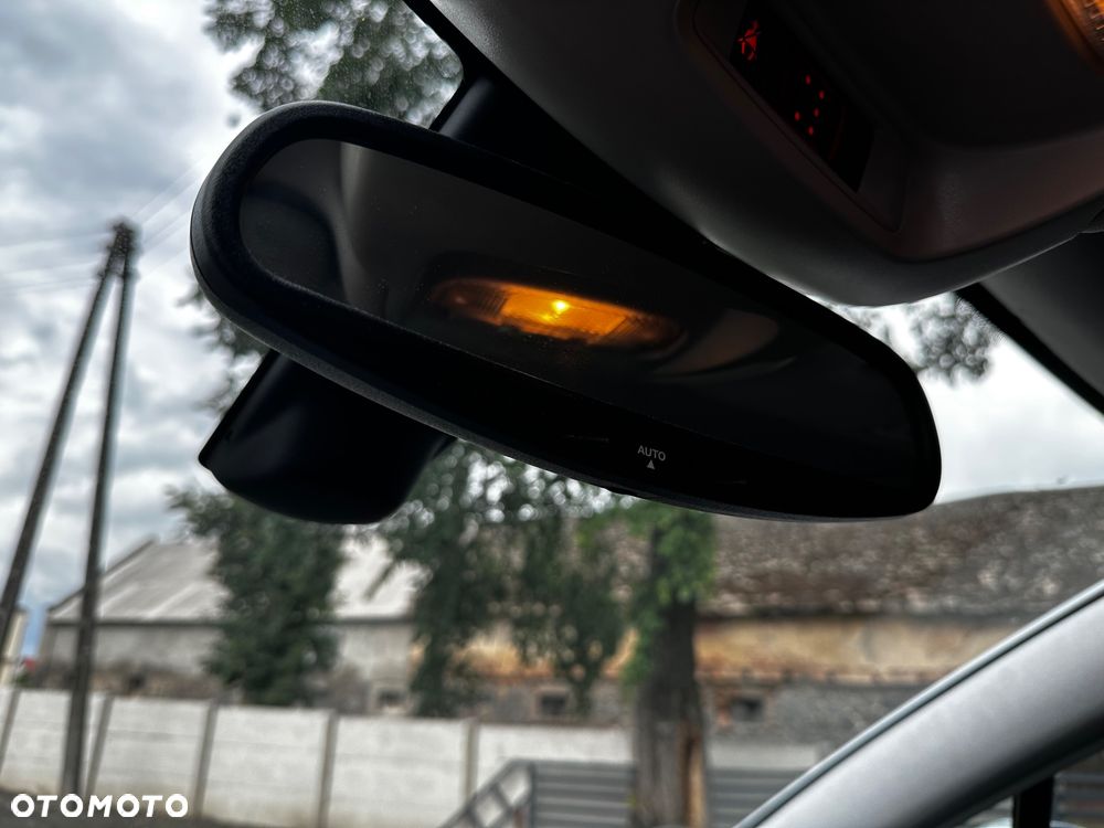 Citroën C5 2.0 16V Exclusive - 25