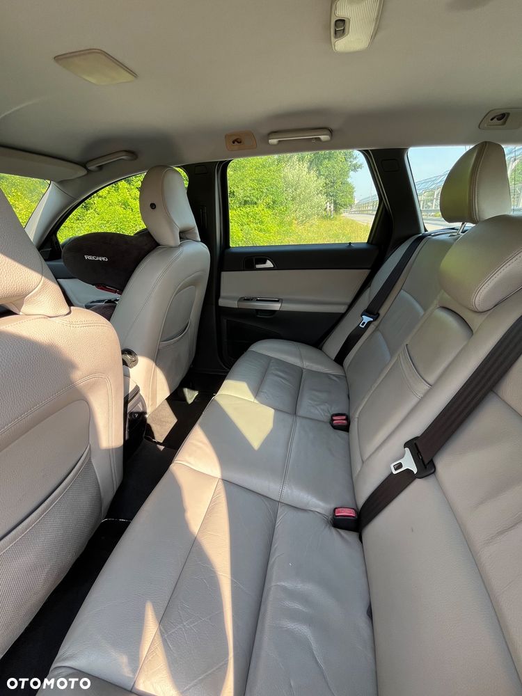 Volvo V50 2.4i - 15