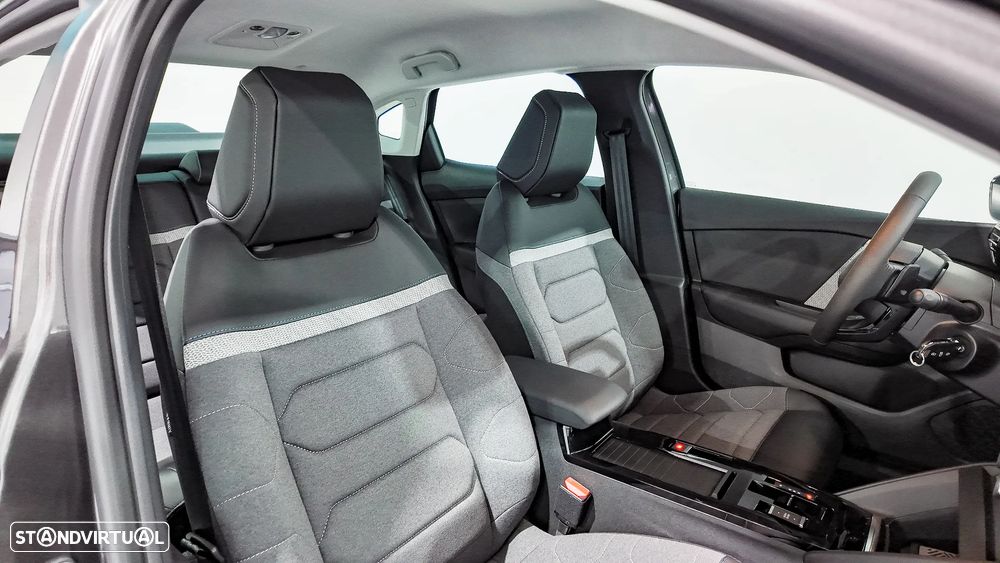 Citroën C4 X 1.2 PureTech Plus EAT8 - 4