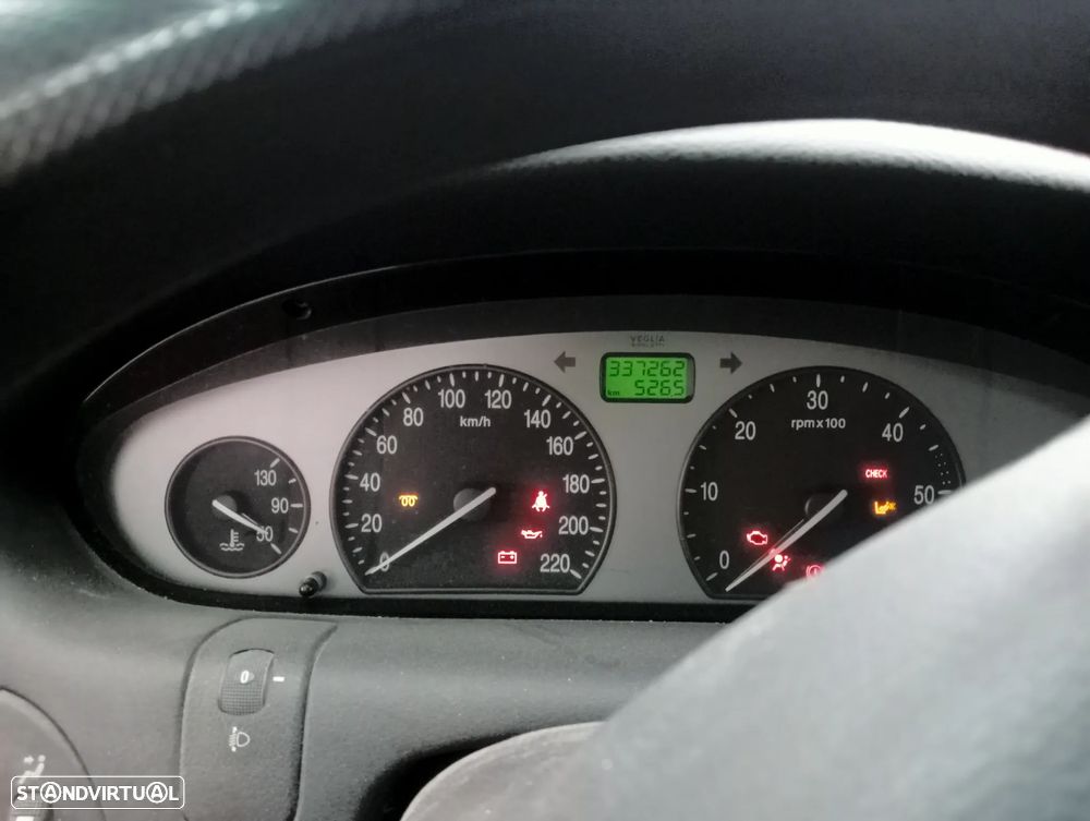 Lancia Lybra SW 1.9 JTD LS - 3