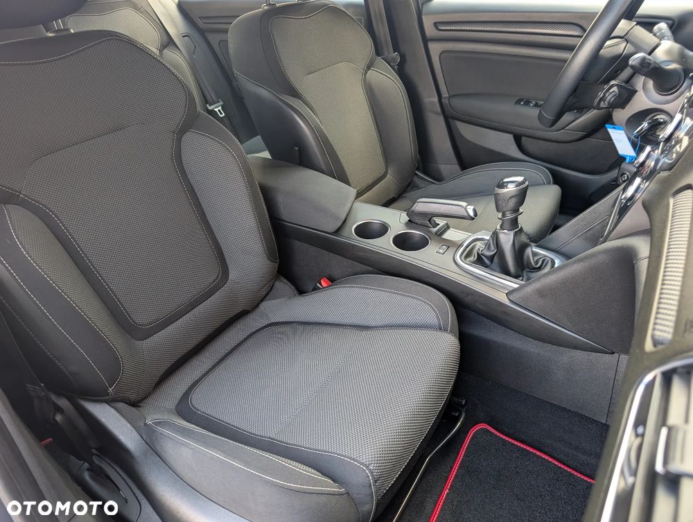 Renault Megane 1.3 TCe FAP Zen - 23