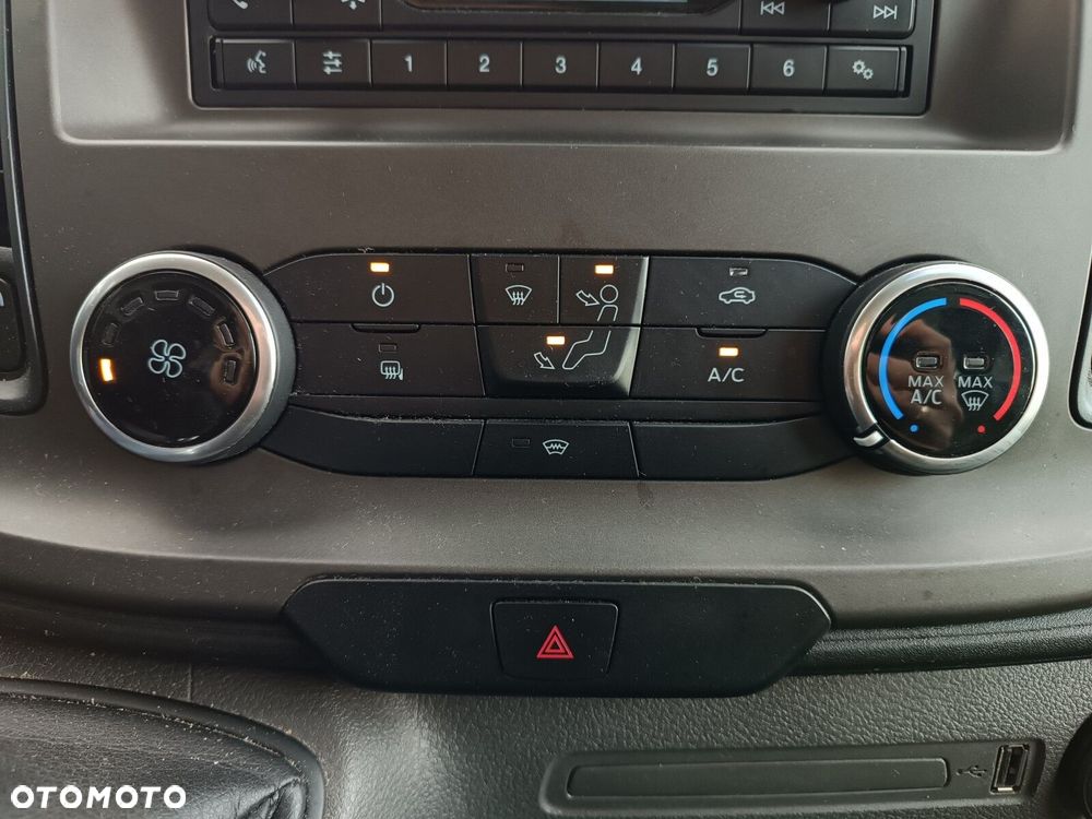 Ford transit Trend kontener z windą - 25