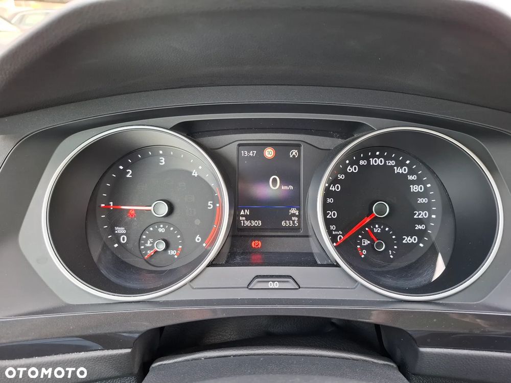 Volkswagen Tiguan 2.0 TDI SCR Urban Sport - 18