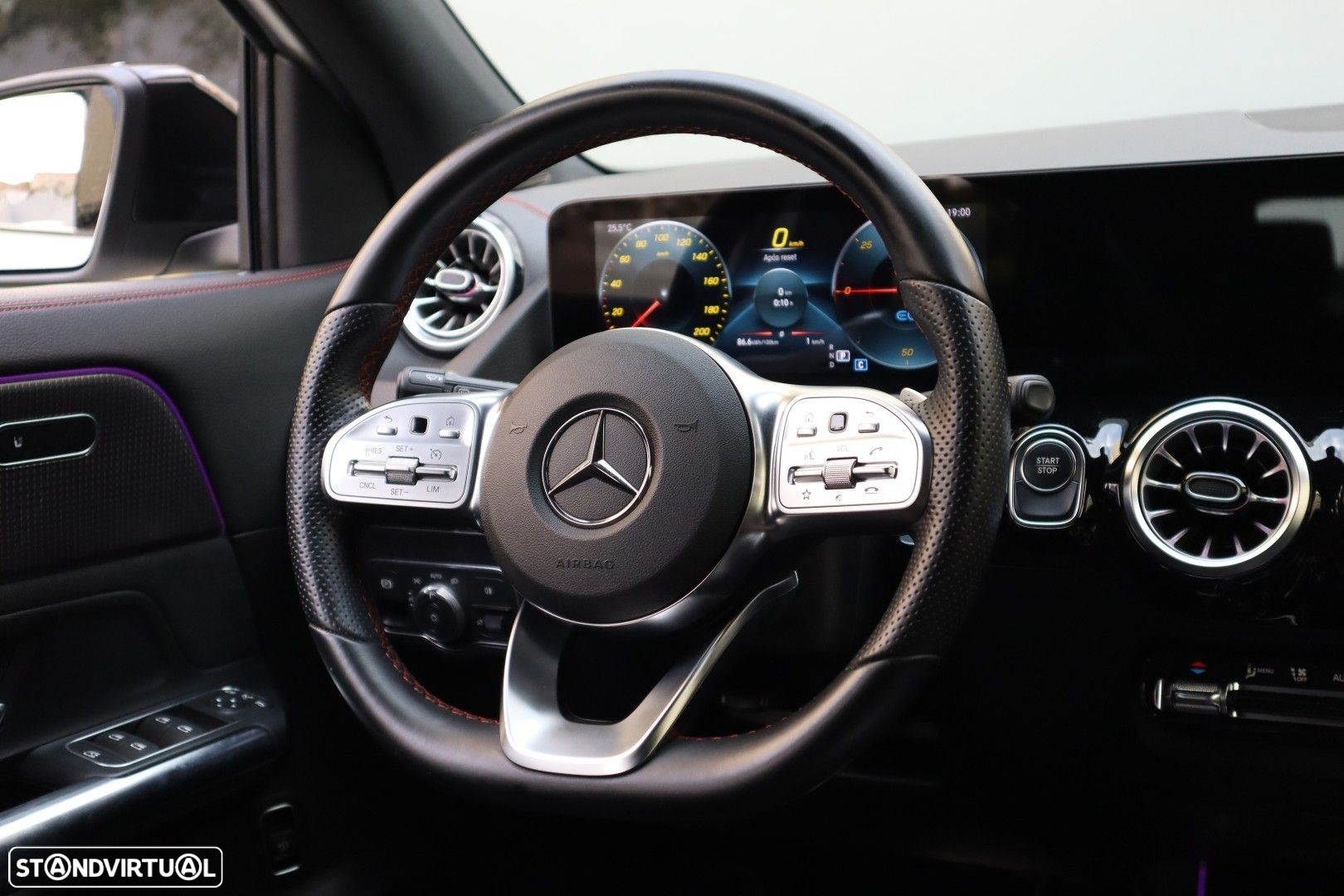 Mercedes-Benz EQA 250 AMG Line - 35
