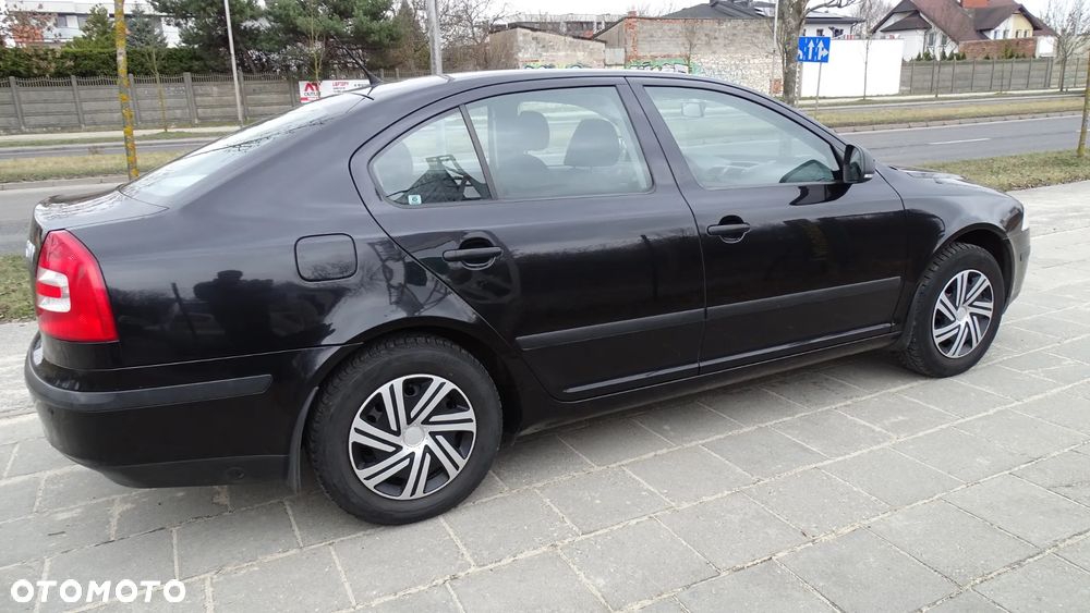 Skoda Octavia 1.6 Active - 4