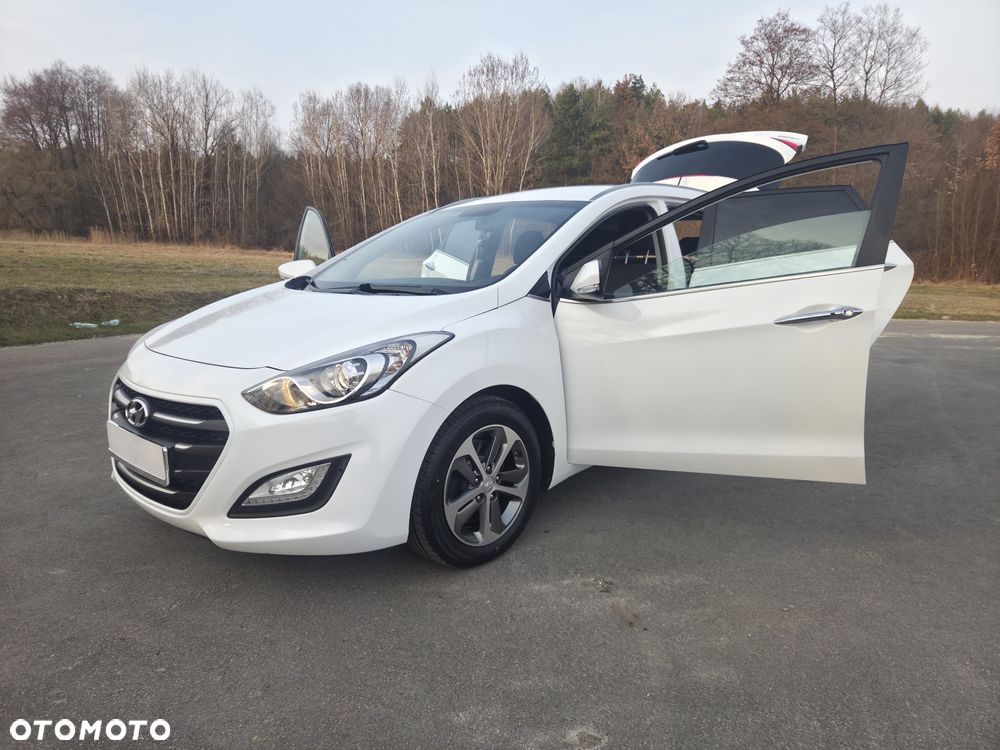 Hyundai i30 1.6 CRDI DCT Premium - 22