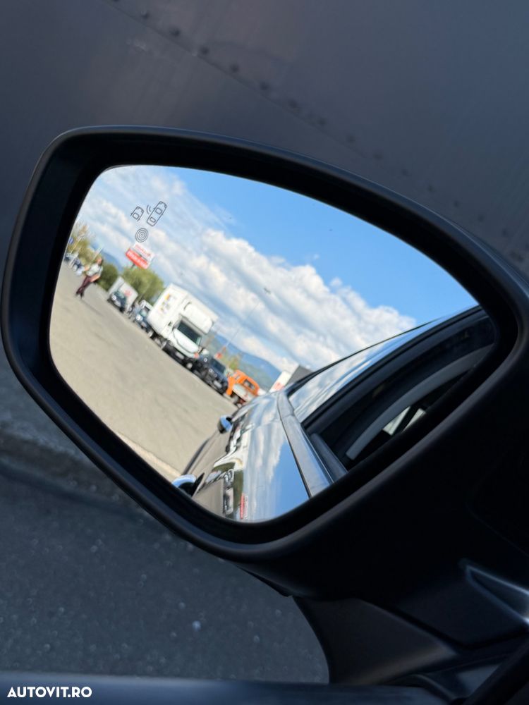 Citroën C3 1.2 PureTech 110 S&S EAT6 MAX - 17
