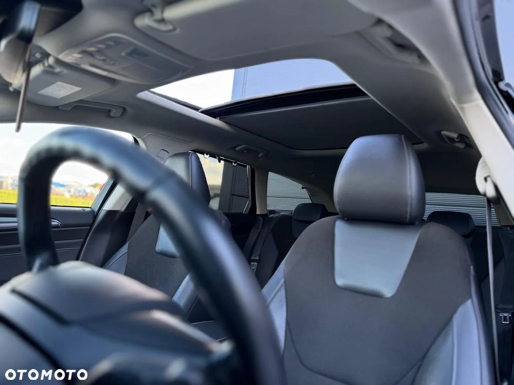 Ford Mondeo Turnier 2.0 Hybrid CVT - 28