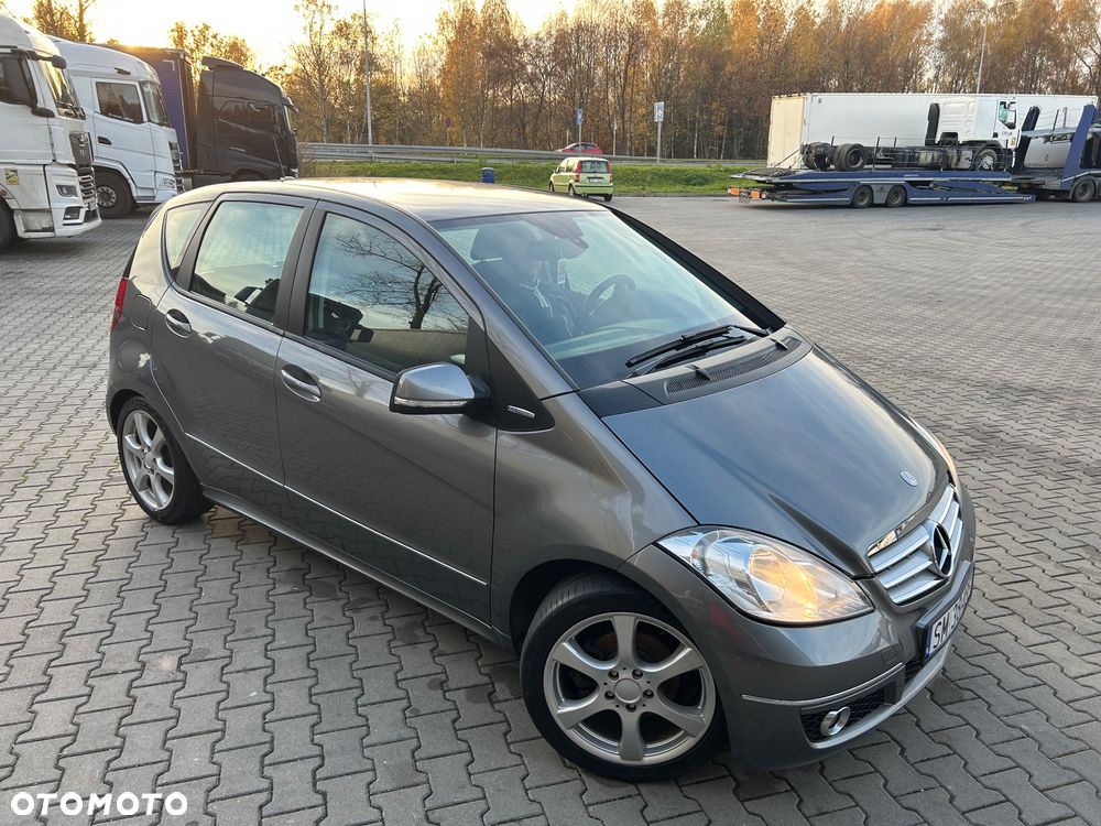 Mercedes-Benz Klasa A 160 BlueEFFICIENCY - 29