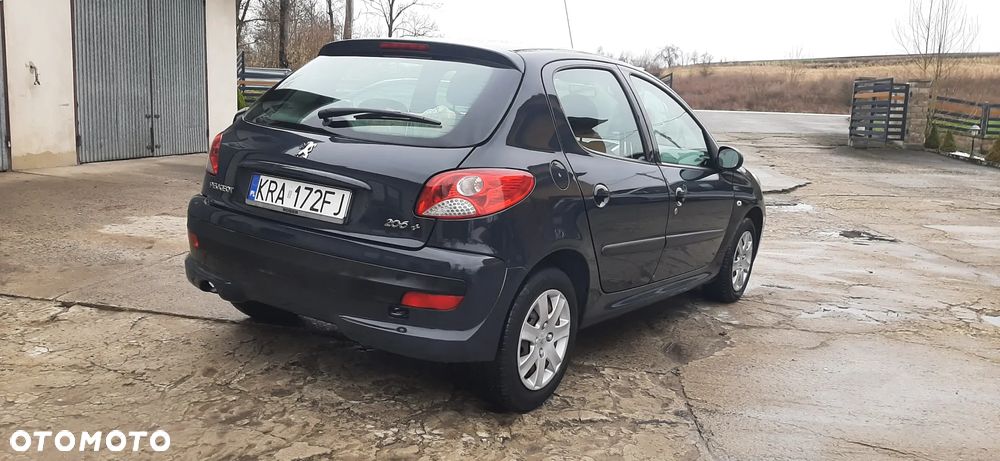 Peugeot 206 plus - 7