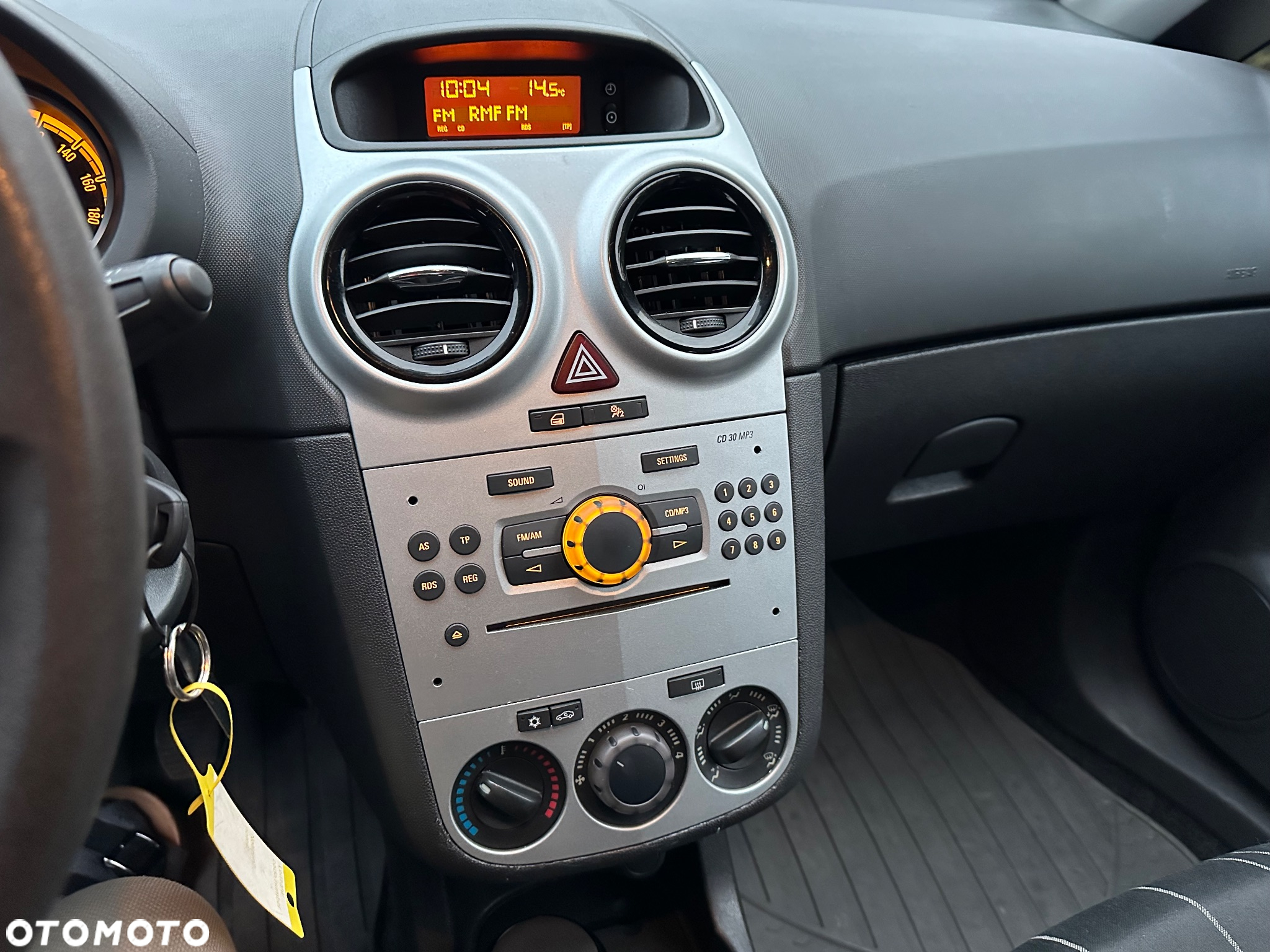 Opel Corsa - 8