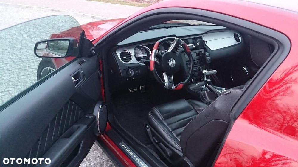 Ford Mustang 3.7 V6 Premium - 2