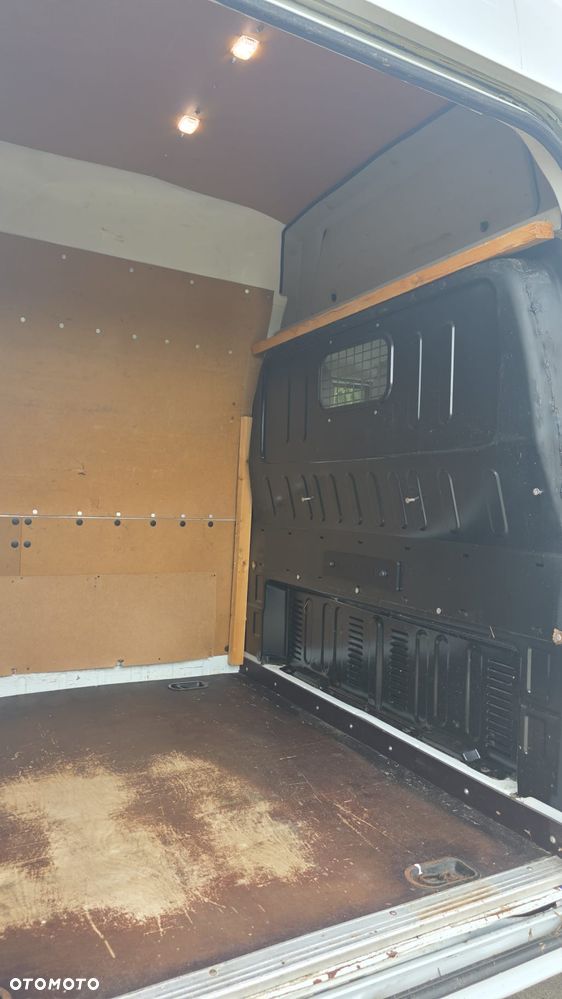 Ford Transit - 15