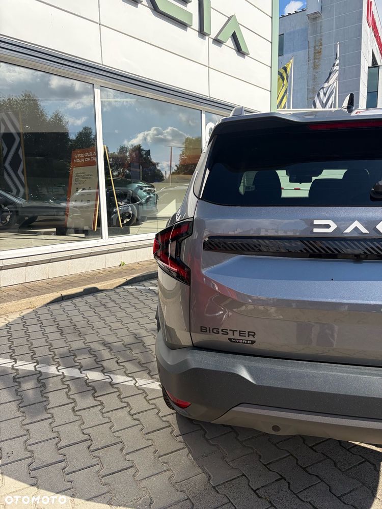 Dacia Duster 1.2 TCe Hybrid-G 150 Journey 4x4 - 10