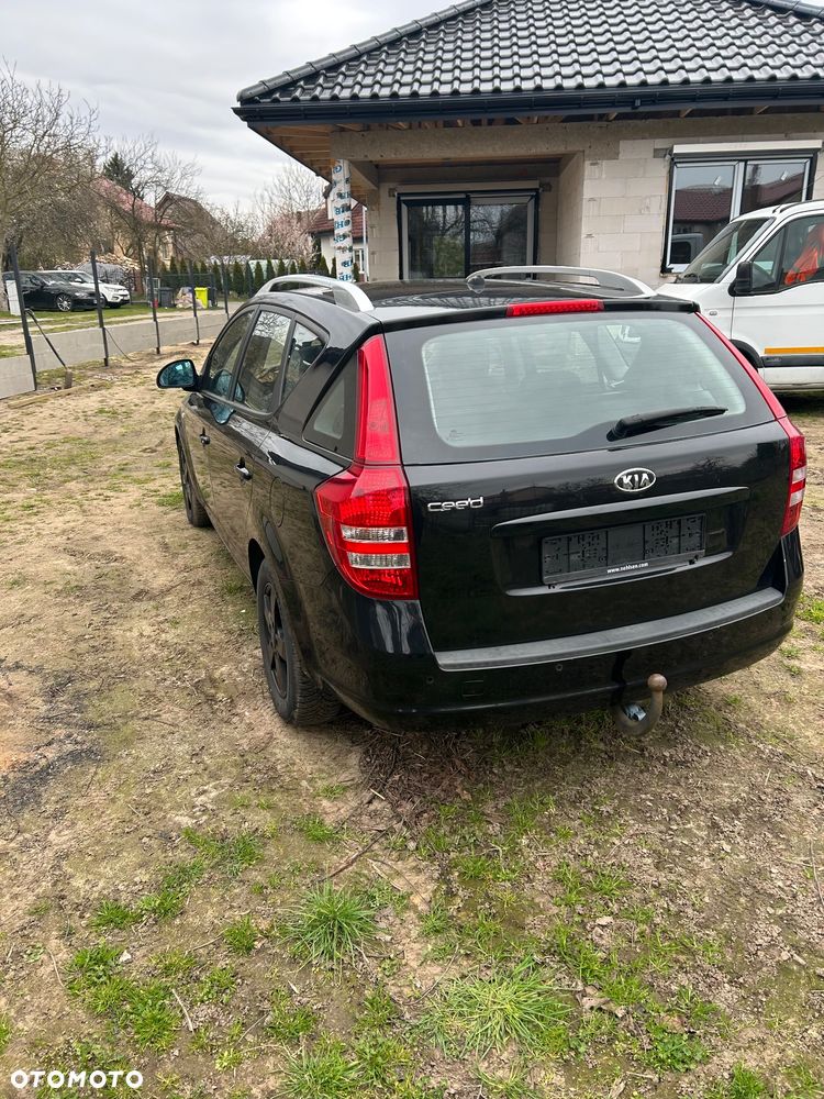 Kia Ceed 1.6 Comfort - 4