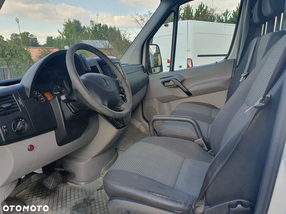 Mercedes-Benz Sprinter - 7