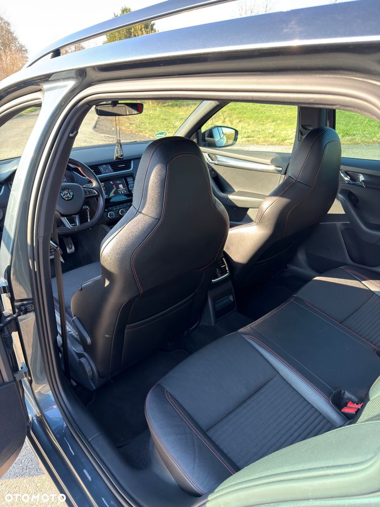 Skoda Octavia 2.0 TDI DSG RS - 13