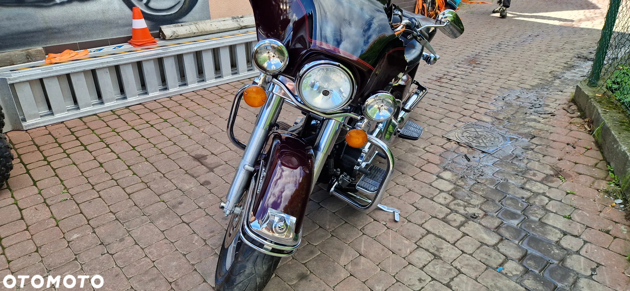 Harley-Davidson FLH Electra Glide - 35