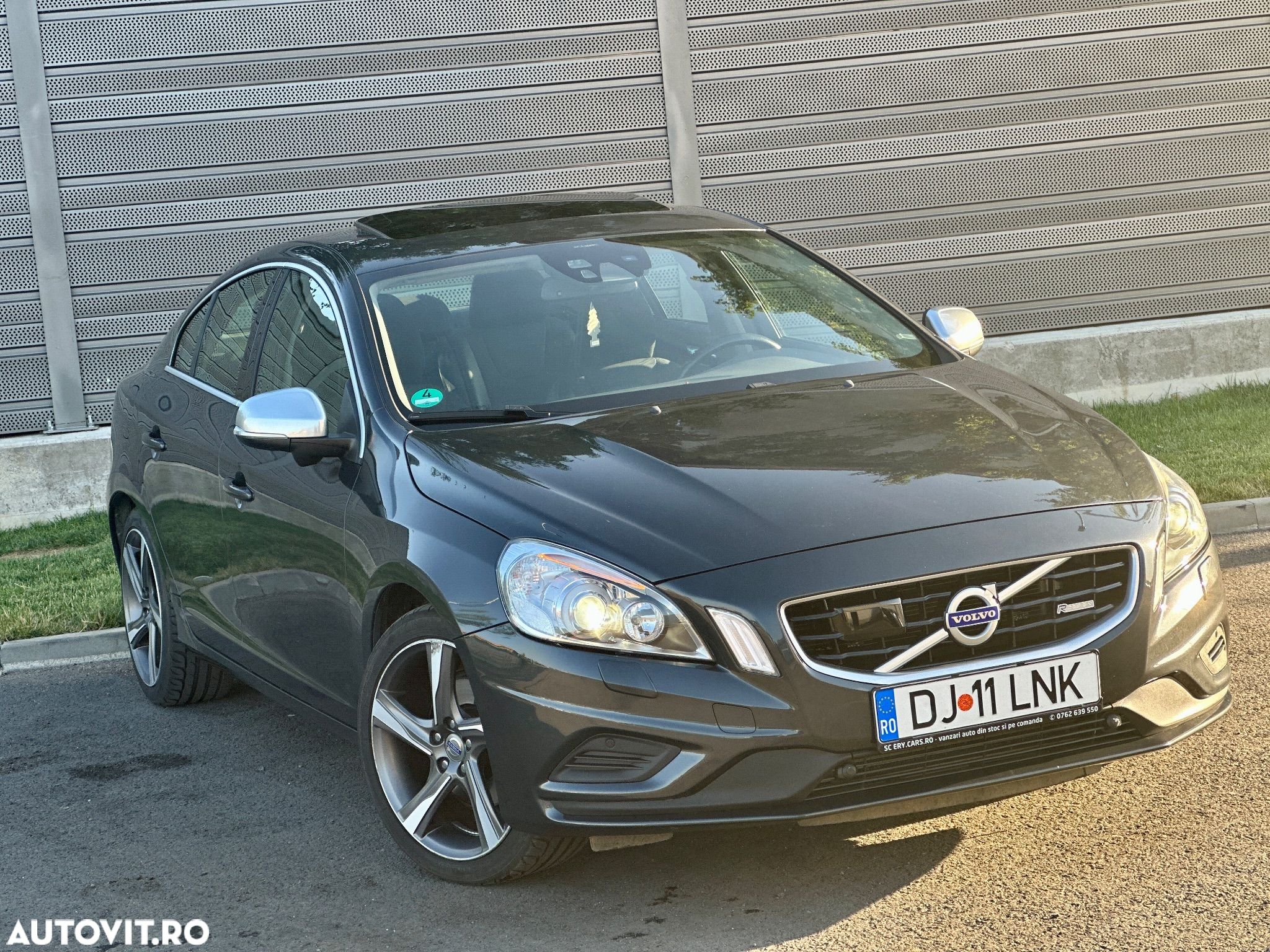 Volvo S60 D3 Geartronic RDesign - 1