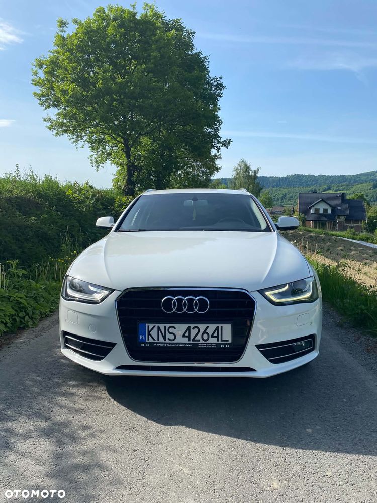 Audi A4 Avant 2.0 TDI DPF quattro S tronic Attraction - 4