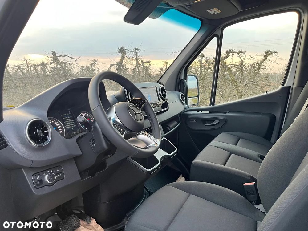 Mercedes-Benz 314 eSprinter Furgon 3.5t - 12