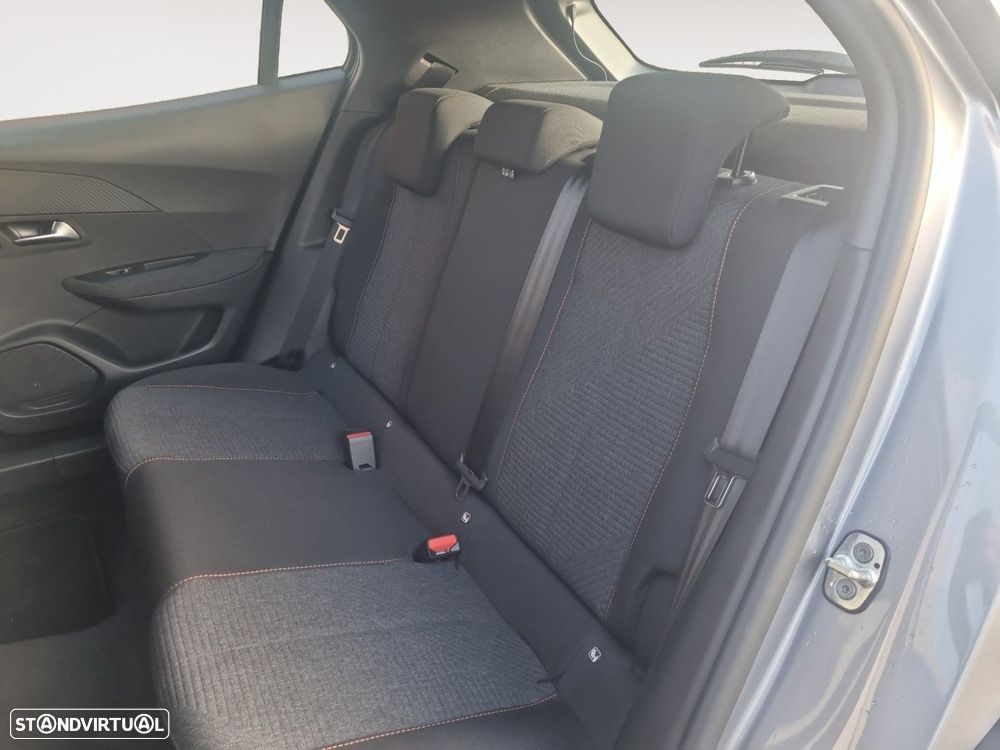 Peugeot 2008 1.2 PureTech Style - 13