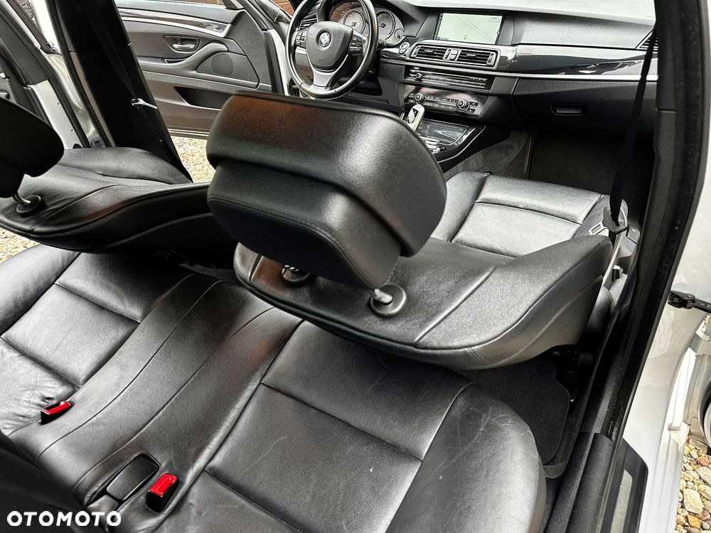 BMW Seria 5 520i - 17
