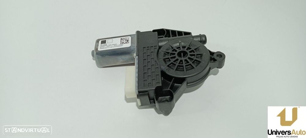 MOTOR ELEVADOR FRENTE DIREITO BMW SERIE 1 LIM. (F40) 118D M SPORT - 1
